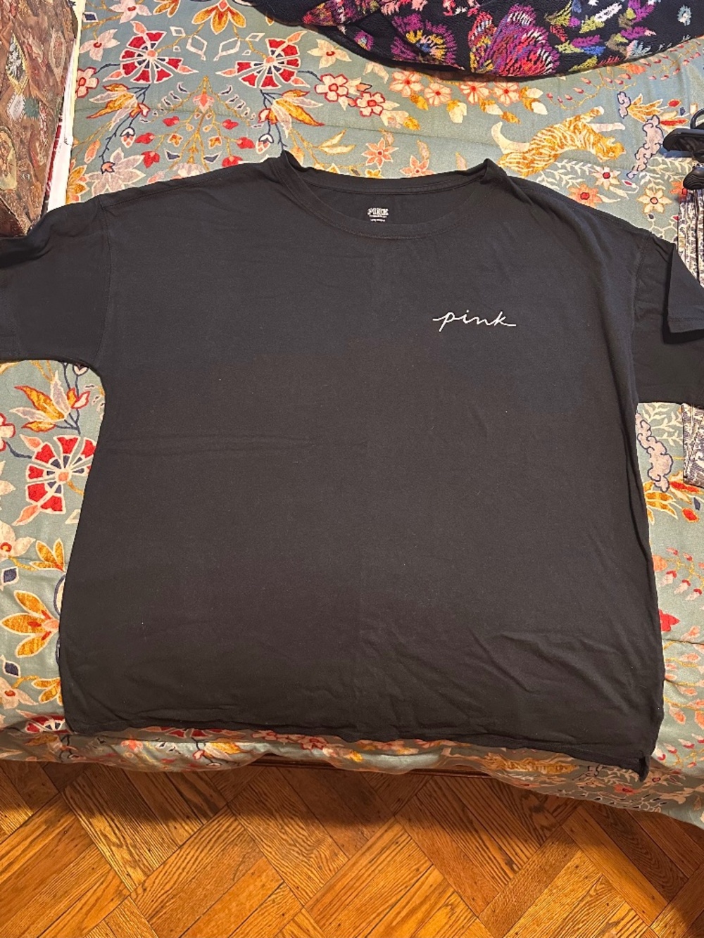 Pink Size Large Pajama top T shirt Color Black